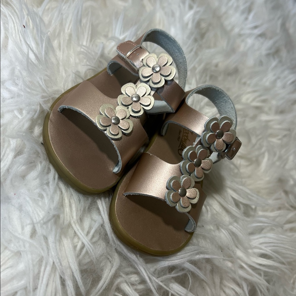 Footmates size 7 toddler girls Sandal